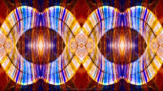 All Eyes On Eternity Abstract Living Artwork by Omaste Witkowski owFotoGrafik.com