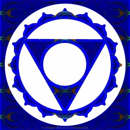 Clear Channels Of Blue Abstract Chakra Art by Omaste Witkowski owFotoGrafik.com